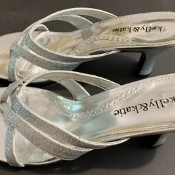 Kelly & Katie Silver Glitter Mikie Sandals size 7.5 - Picture 3 of 7